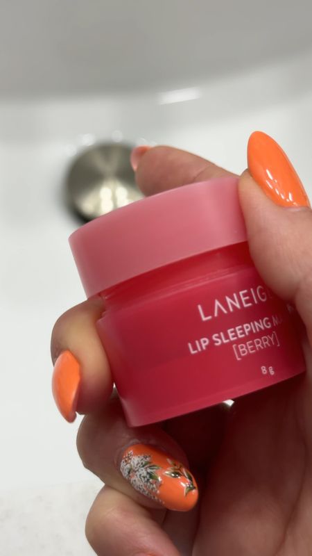 The best lip mask 

#LTKGiftGuide #LTKbeauty #LTKVideo