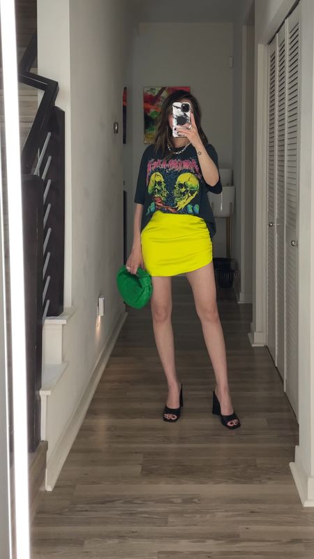 Love a graphic T-shirt! I’m a sucker for neon colors and skulls ☠️💚

Spring outfit, summer outfit, concert outfit, date night outfit, graphic T-shirt, mini skirt, designer purse, Revolve, The Stylizt 



#LTKstyletip #LTKfindsunder100 #LTKFestival