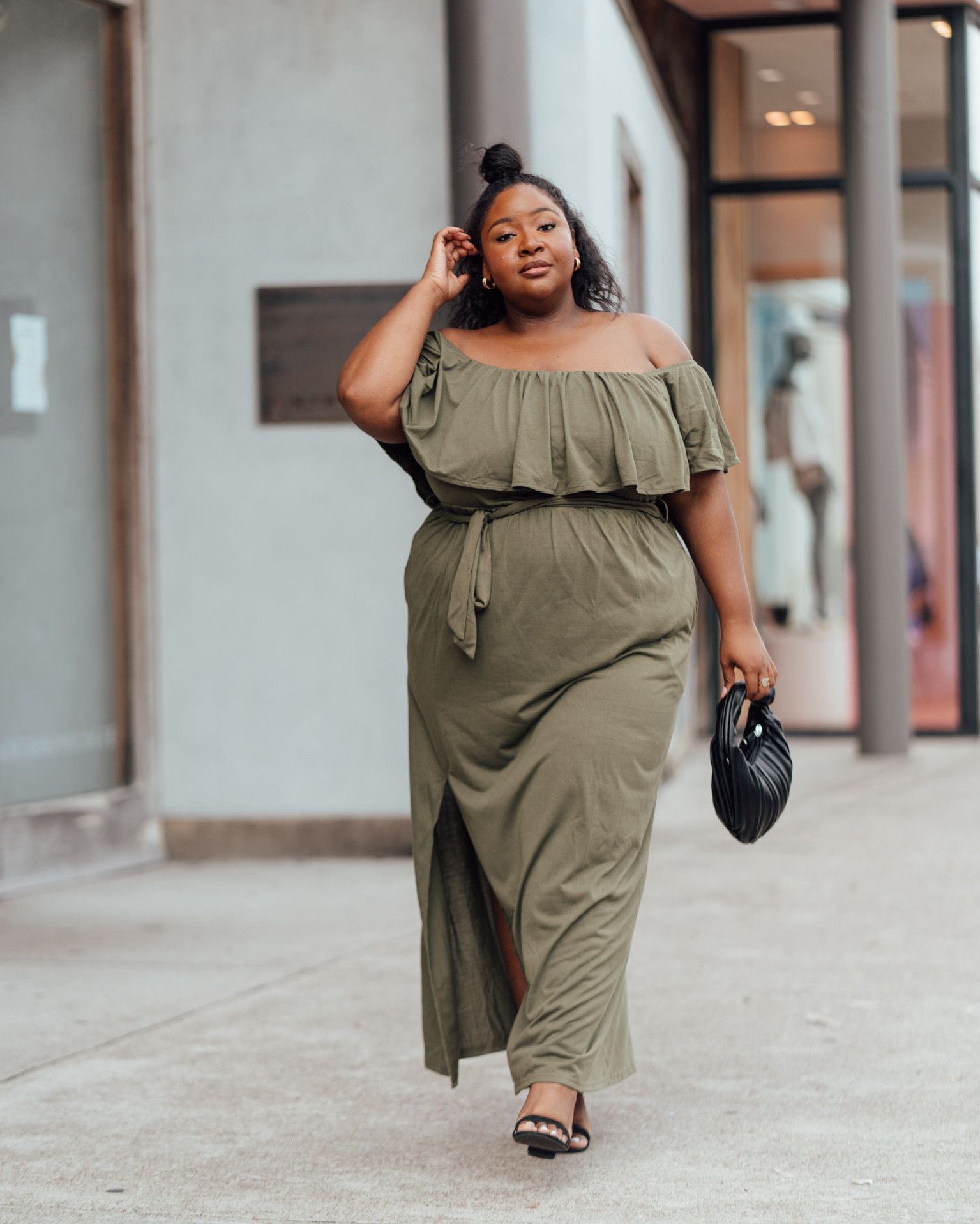 This dress is true to size, super comfy, and comes in 12 other colors and prints. Super easy to dress up or down. 

Plus size style. Plus size fashion. Spring style. Summer style. Summer fashion. Maxi dress. Vacation dress. 

#LTKStyleTip #LTKSeasonal #LTKPlusSize