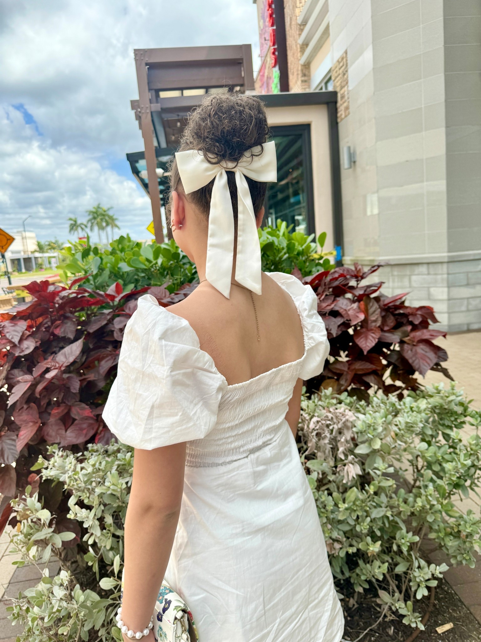 🎀Beautiful Hair Bows🎀

Spring Fashion | Hair Style for Girls 

#LTKBeauty #LTKFindsUnder50 #LTKKids #LTKFamily