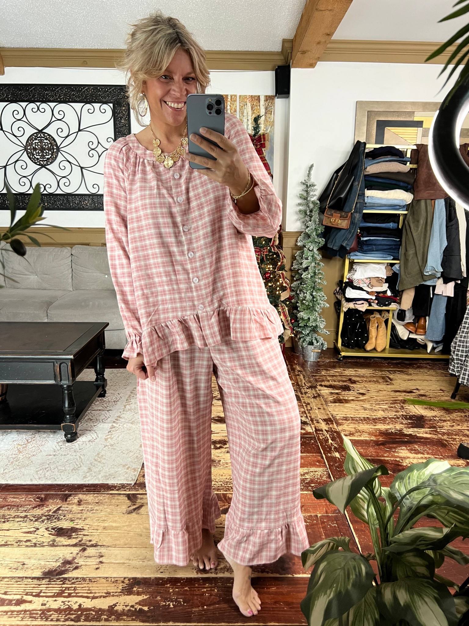 Cozy lounge set - would be cute for Valentine’s Day too - size 14/16

#LTKSeasonal #LTKOver40 #LTKMidsize