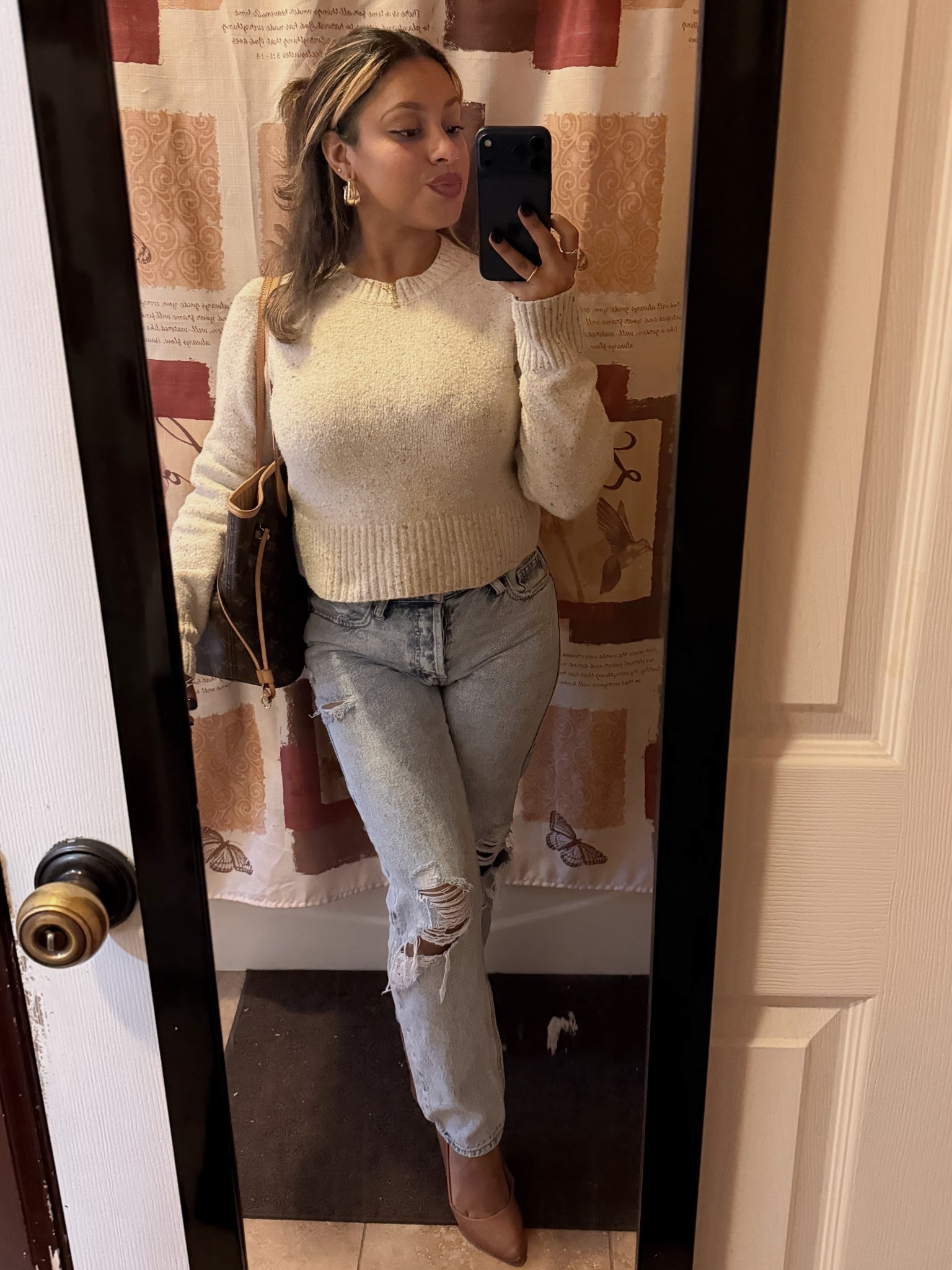 Cozy neutrals + denim = my fall uniform 🤎
Simple, comfy, and still put together — perfect for running errands or a casual date night.
Click below to shop this exact look ✨

#FallOutfitInspo #NeutralStyle #CozyAesthetic #DenimStyle #FallFashion #OutfitInspo #LTKFallStyle #LTKUnder100 #CasualFallOutfit #EverydayStyle #MinimalChic #AmazonFashion #FallWardrobe

#LTKSeasonal #LTKStyleTip #LTKSaleAlert