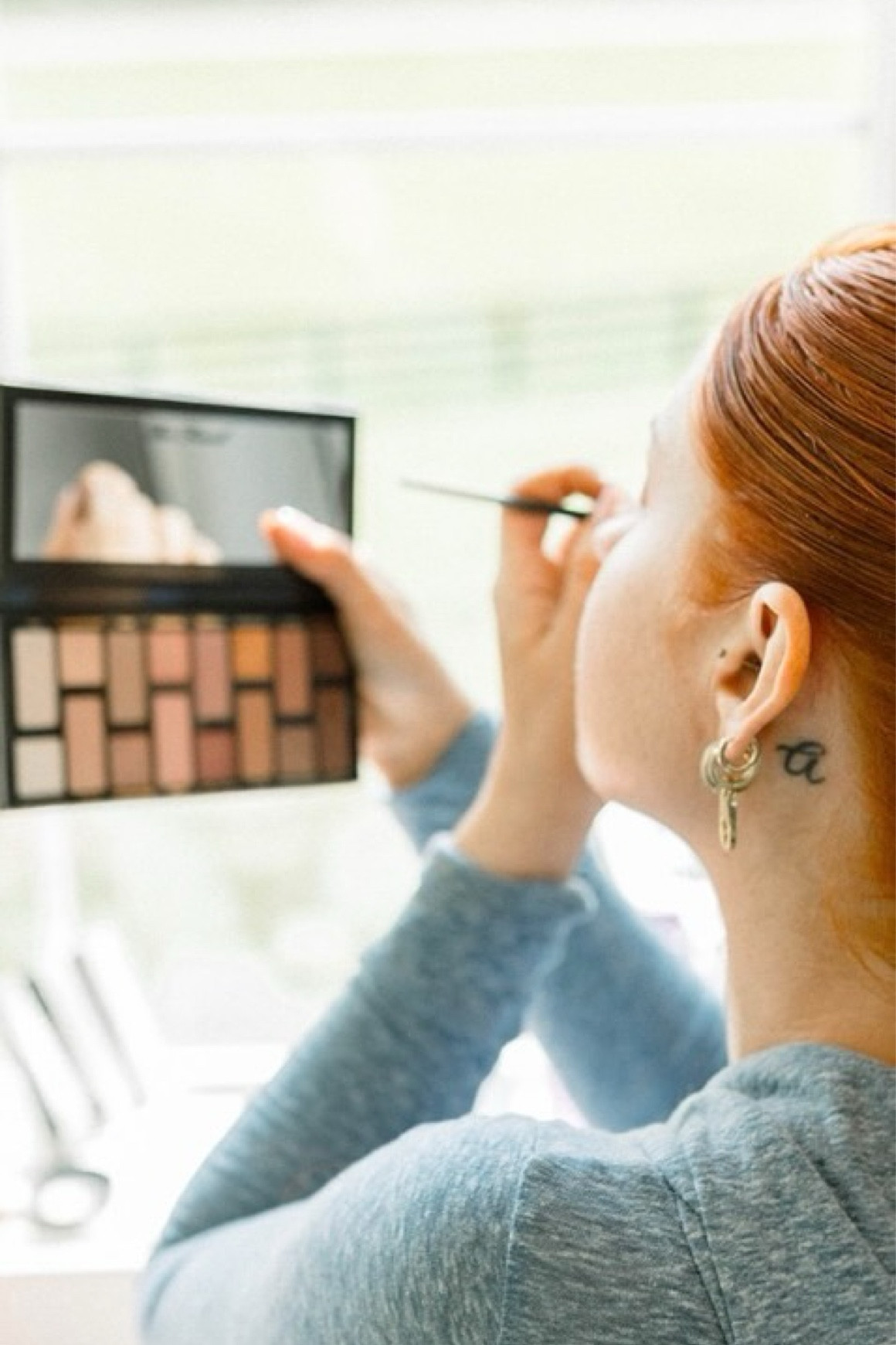 New lip trio 💄✨💖
@charlottetilbury Iconic nude 🤎
@narsissist American woman 🇺🇸
@lawless Clear gloss 💎
•
•
•
#indianapolismakeupartist #indymua #redhead #lipcombo #liptutorial #softglam #naturalmakeup #narscosmetics #charlottetilbury #makeupbymario #patricktabeauty #makeupartist #professionalmakeupartist