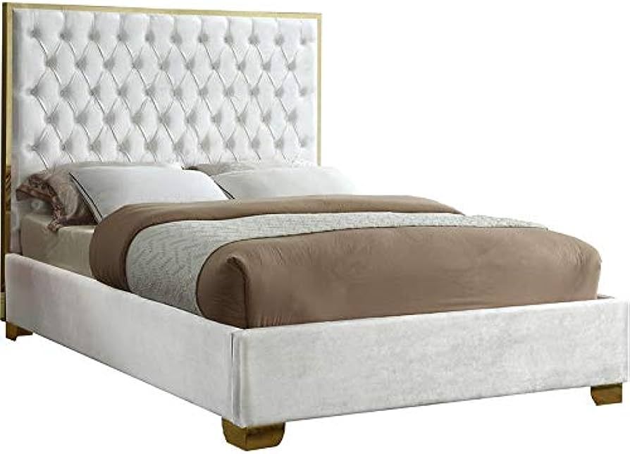 Meridian Furniture Lana Collection Modern | Contemporary Velvet Upholstered Bed with Deep Detaile... | Amazon (US)