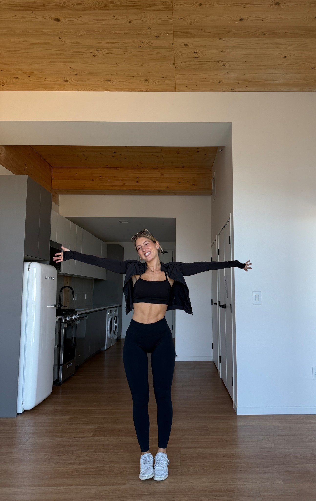 ♥️ moving ootd 

#LTKActive #LTKBeauty #LTKStyleTip