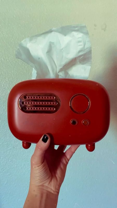 Retro radio tissue box holder