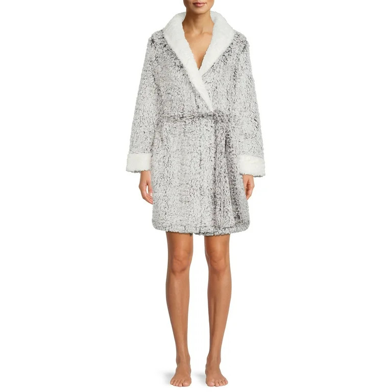Secret Treasures Womens and Womens Plus Plush Robe, Sizes S-3X - Walmart.com | Walmart (US)