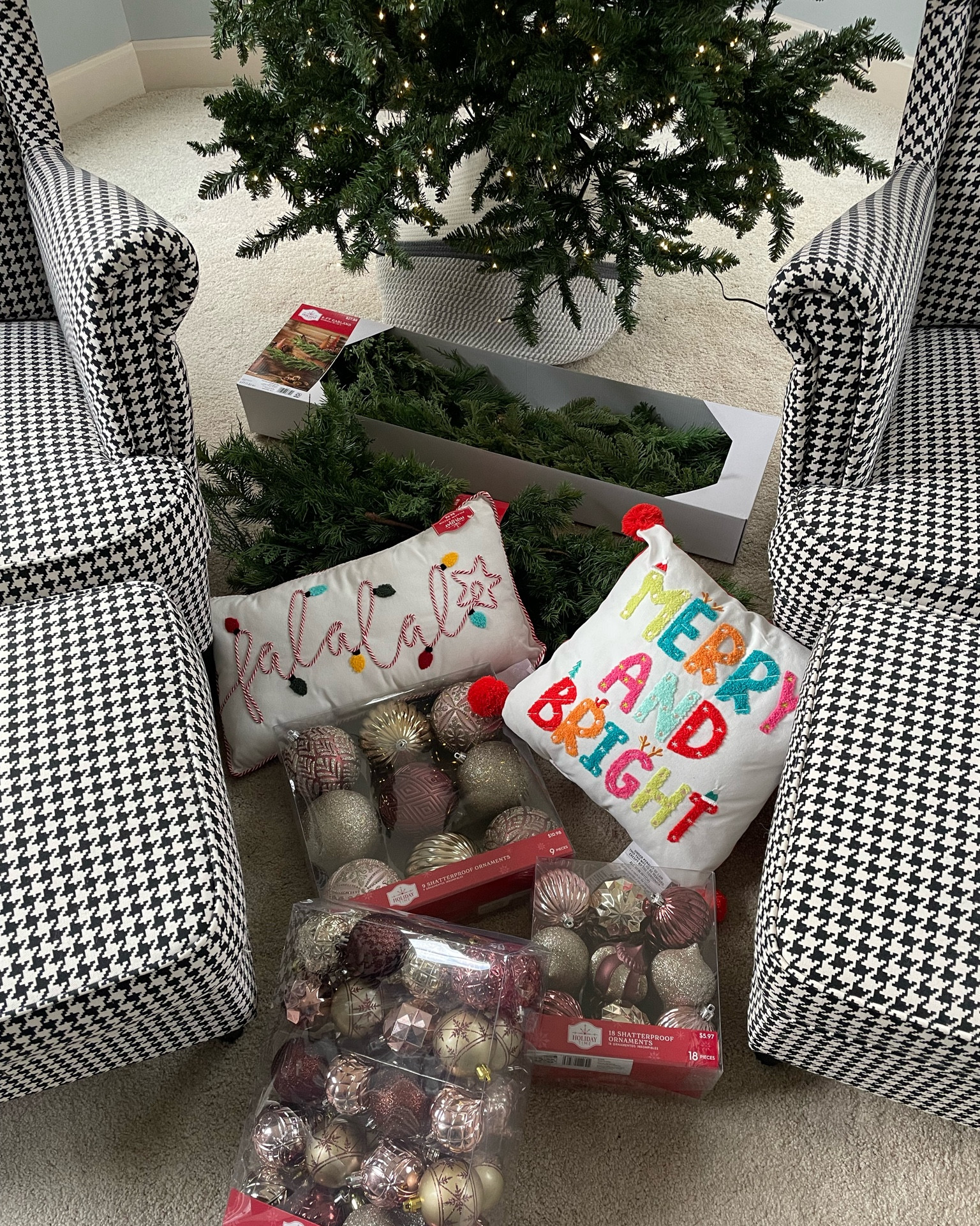 Walmart Christmas Tree

#LTKHolidaySale #LTKHoliday #LTKSeasonal
