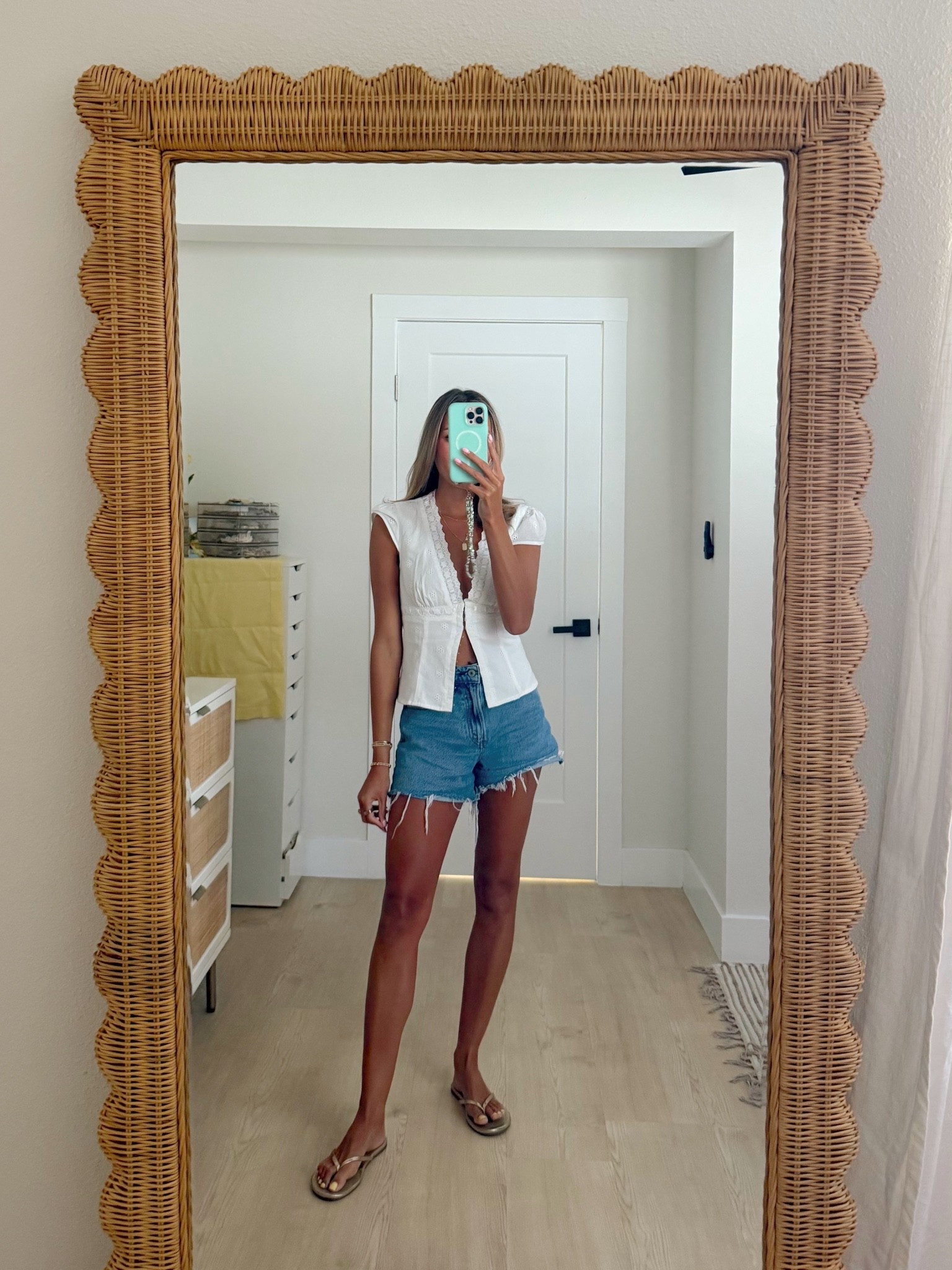 the cutest simple ootd for summer ⭐️ code 20MCKENZ for 20% off princess Polly