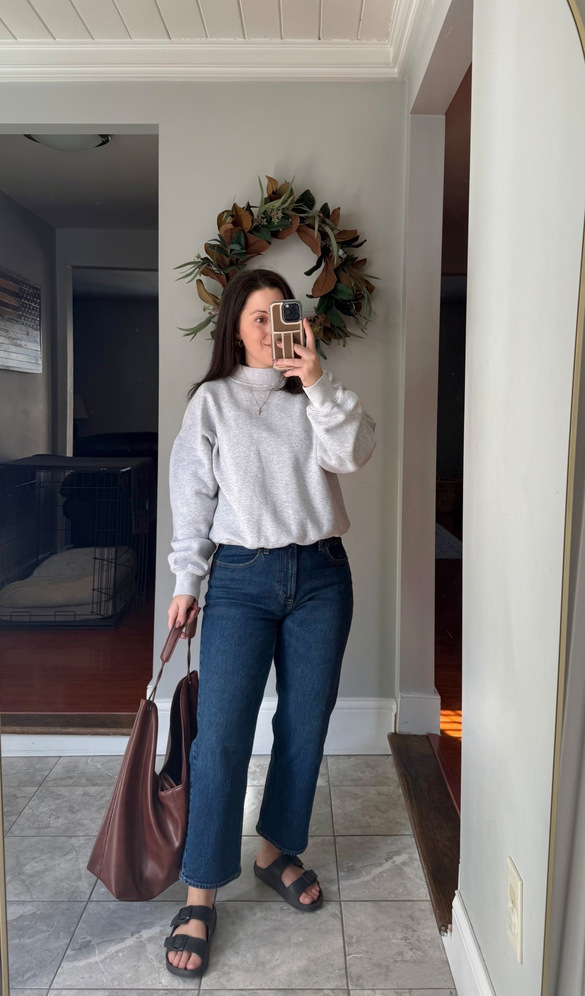 xs sweatshirt, 26 short jeans
For reference I am:
5ft, 120lbs, 26” waist

@abercrombie 

Spring outfits, casual outfits, cropped jeans, petite jeans, denim, mockneck sweatshirt 

#LTKPetite #LTKSeasonal #LTKootd