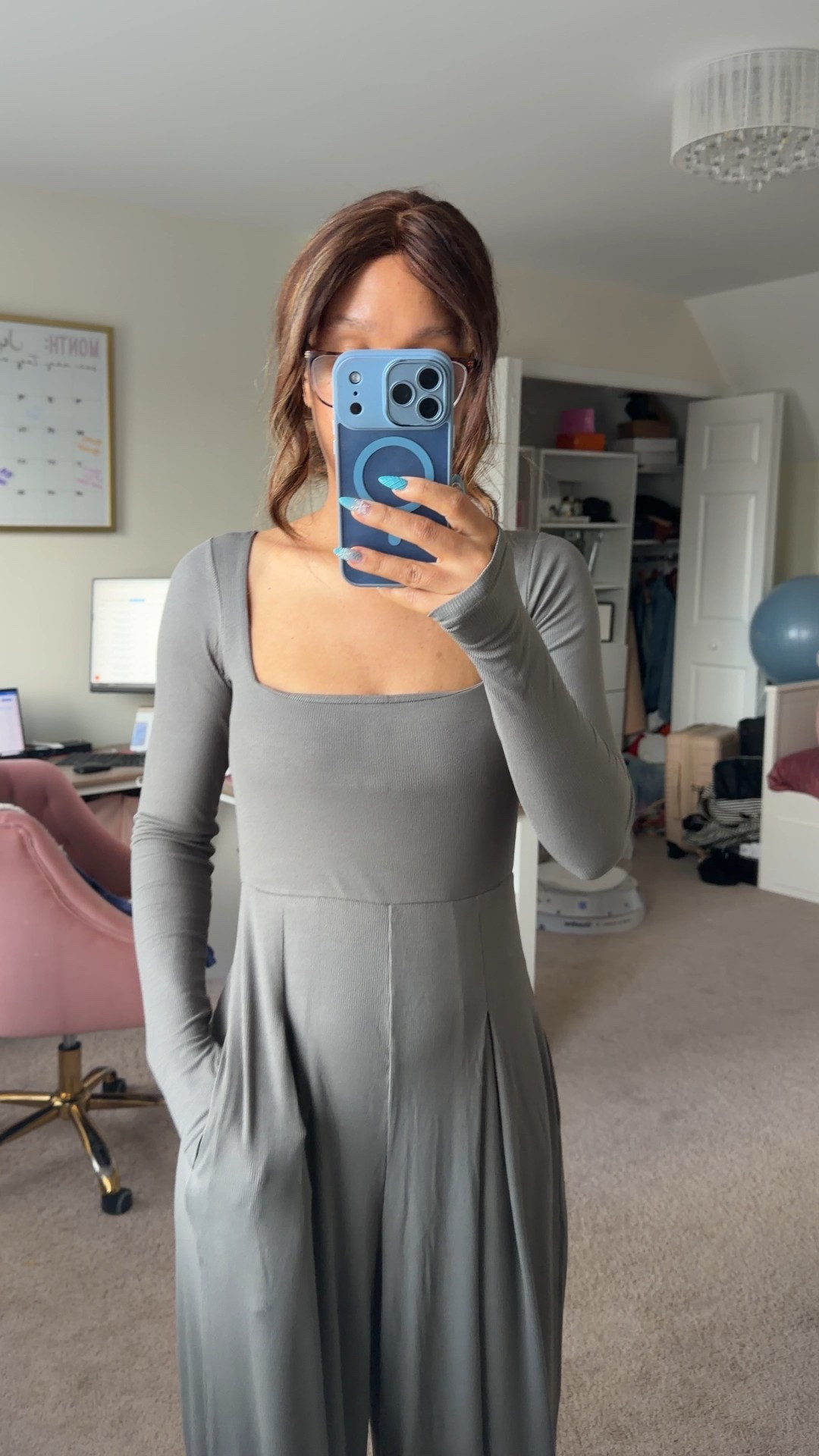 Work from home outfit | comfortable jumpsuit | long sleeved jumpsuit | mom outfit 

#LTKootd #LTKFindsUnder100 #LTKWorkwear