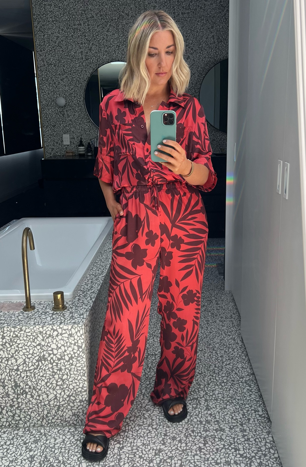 I’m all for a matching set and this one ticks all the boxes. ❤️