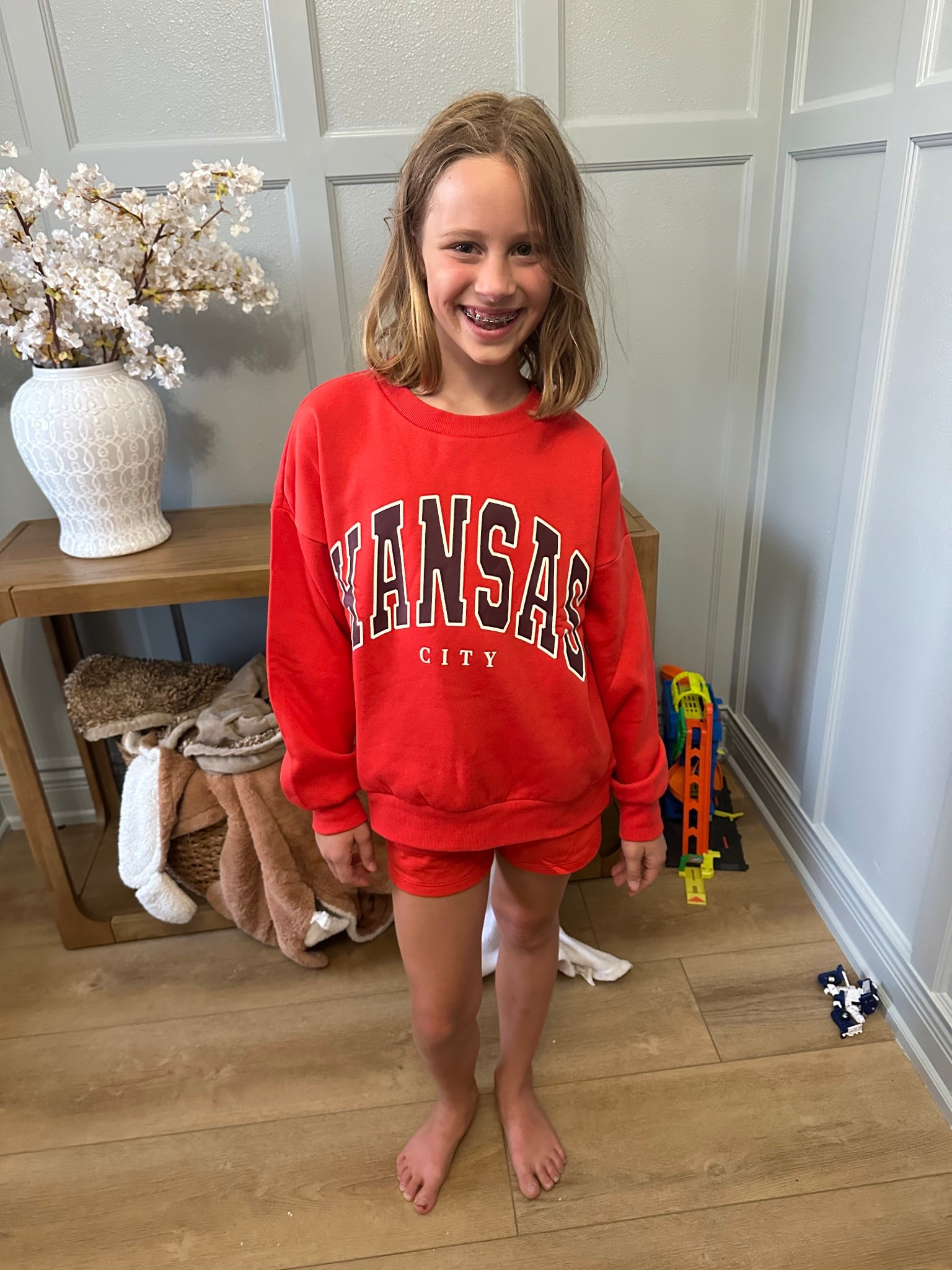 Cutest little girls Kansas City chiefs sweatshirt and short set! 🤩✨

#LTKFamily #LTKKids #LTKTravel
