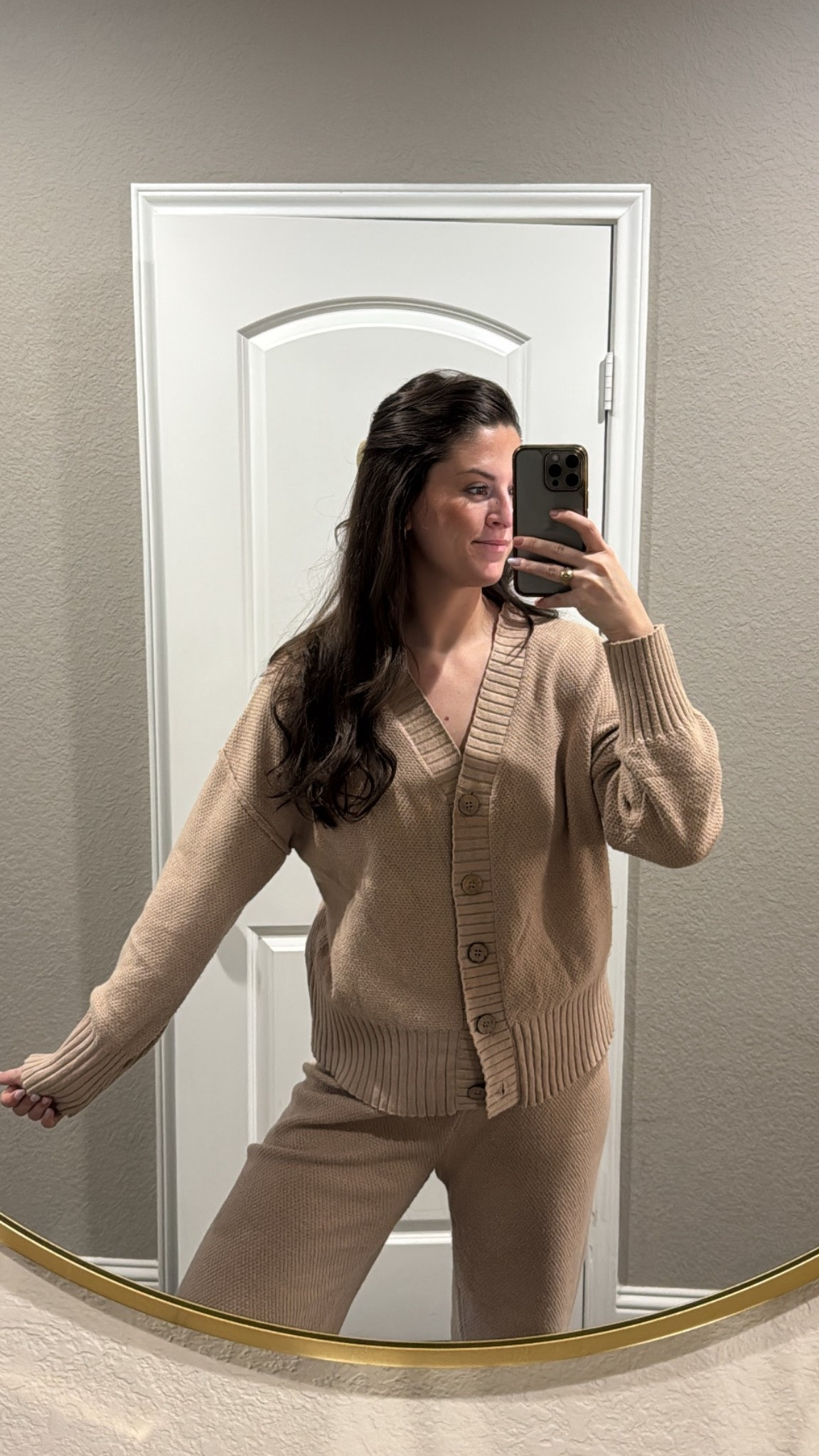 Comfy OOTD ✨ This set is a most worn in my closet! Thinking about ordering it in the color apricot for a little winter white vibe too! 

Wearing a size medium - TTS! 

 #LTKootd #LTKmomlife #LTKFindsUnder50