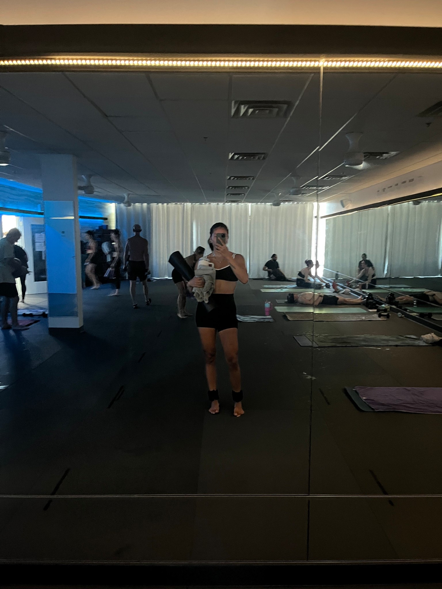 Heated mat Pilates outfit 

#LTKActive #LTKSaleAlert #LTKStyleTip