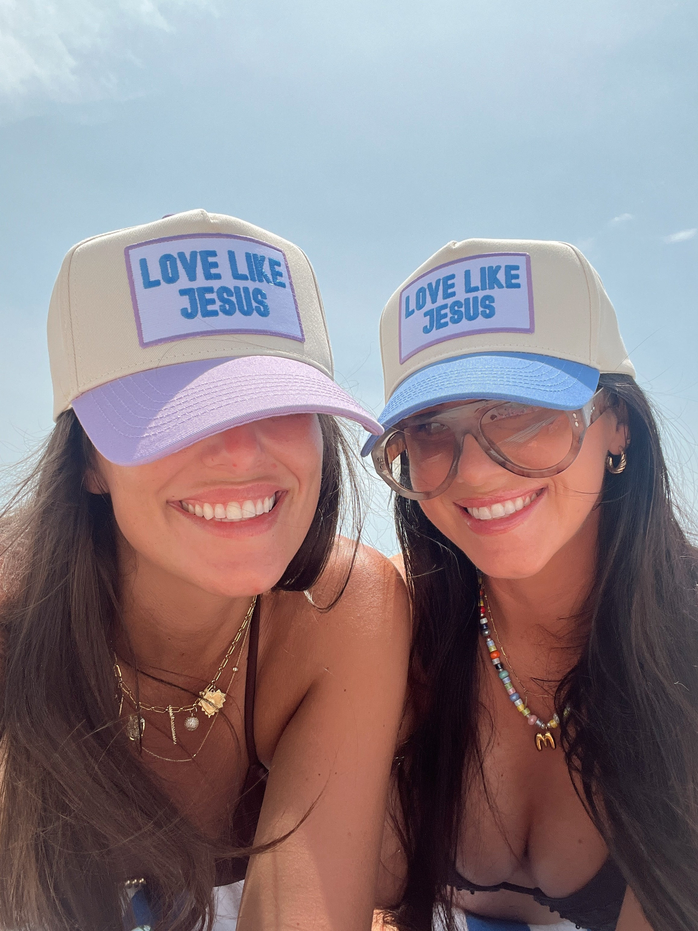 Love like Jesus - Vintage Trucker Hat | KenzKustomz