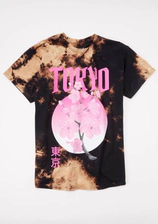 Black Space Dye Tokyo Cherry Blossom Graphic Tee | rue21