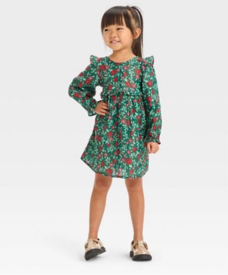30% off holiday outfits at Target. Love this green and red Christmas dress! 

#LTKkids #LTKHoliday #LTKfindsunder50