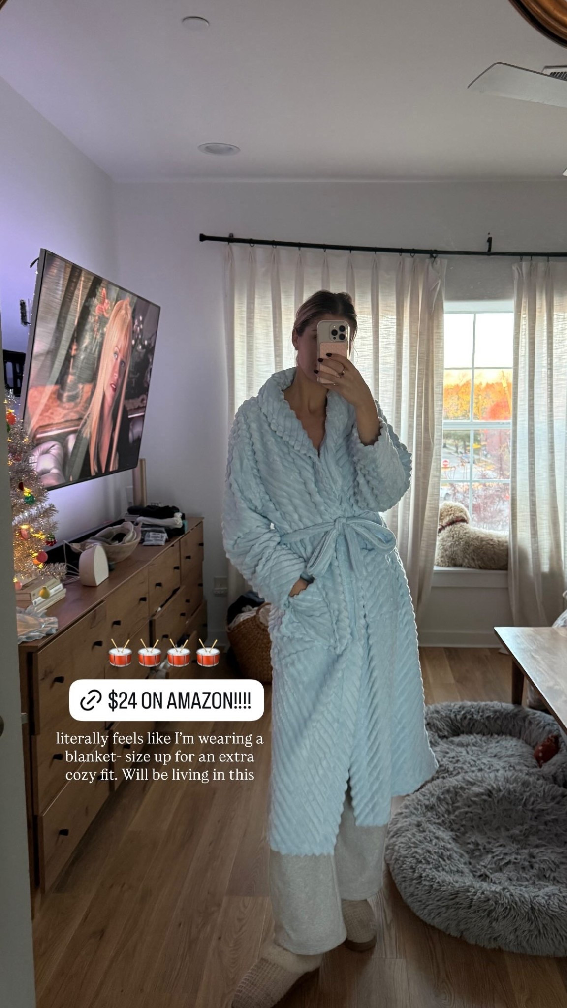 🥁🥁🥁🥁 literally feels like I’m wearing a blanket- size up for an extra cozy fit. Will be living in this

#LTKHoliday #LTKmorningroutine #LTKFindsUnder50