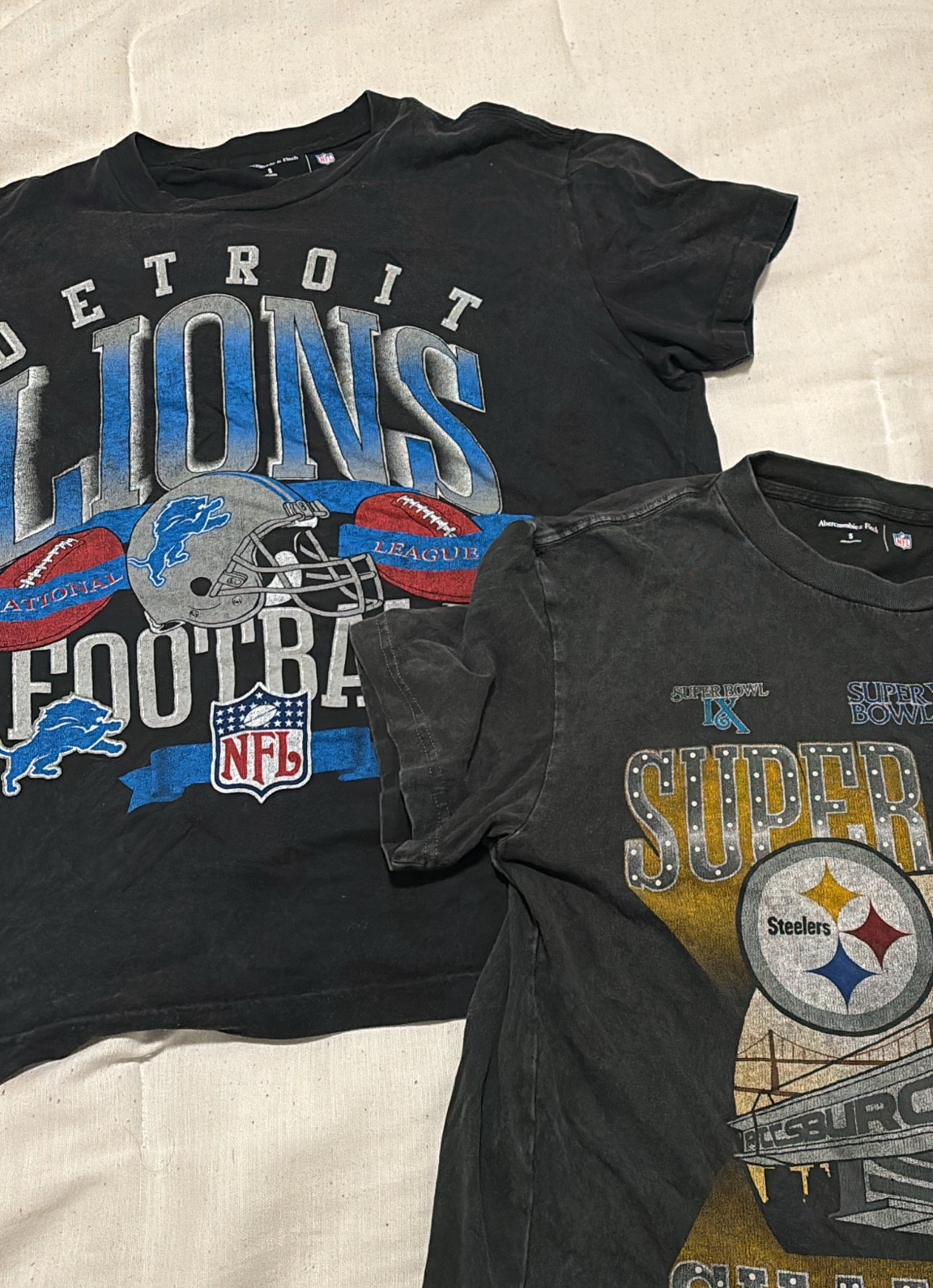 Game day girlies!!! I love all of Abercrombie’s NFL collection. I wear a small in the mens stuff & a medium in women’s! Check out their exclusive nfl collection sale today 

#LTKFallSale #LTKSeasonal #LTKSaleAlert