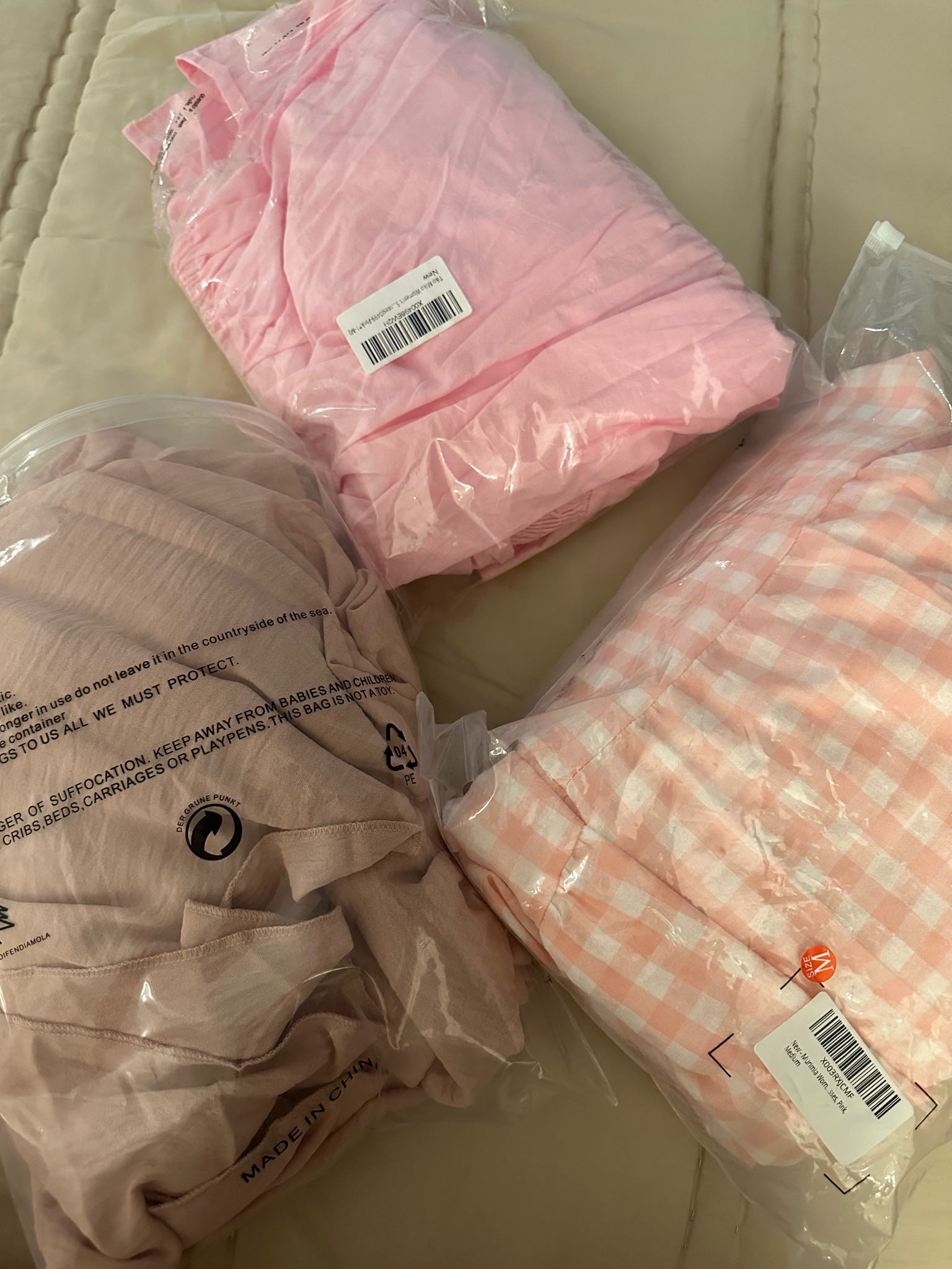 Amazon baby shower dresses! They’re all $50 or less and come in lots of colors. I’m wearing a medium (my true pre-pregnancy size) in everything.

#LTKFindsUnder50 #LTKBump #LTKFindsUnder100