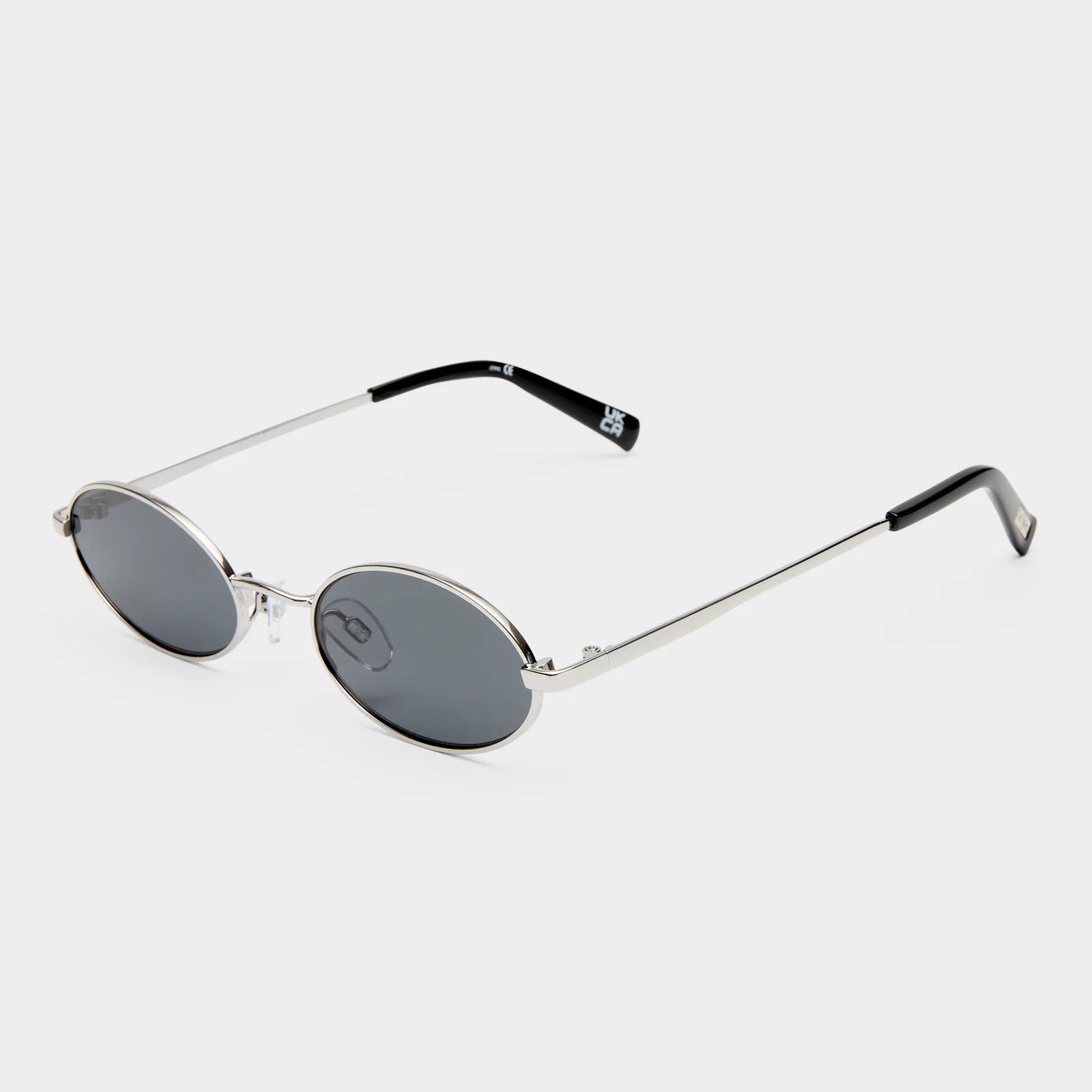 LOVE TRAIN | SILVER SMOKE MONO | Le Specs (US)
