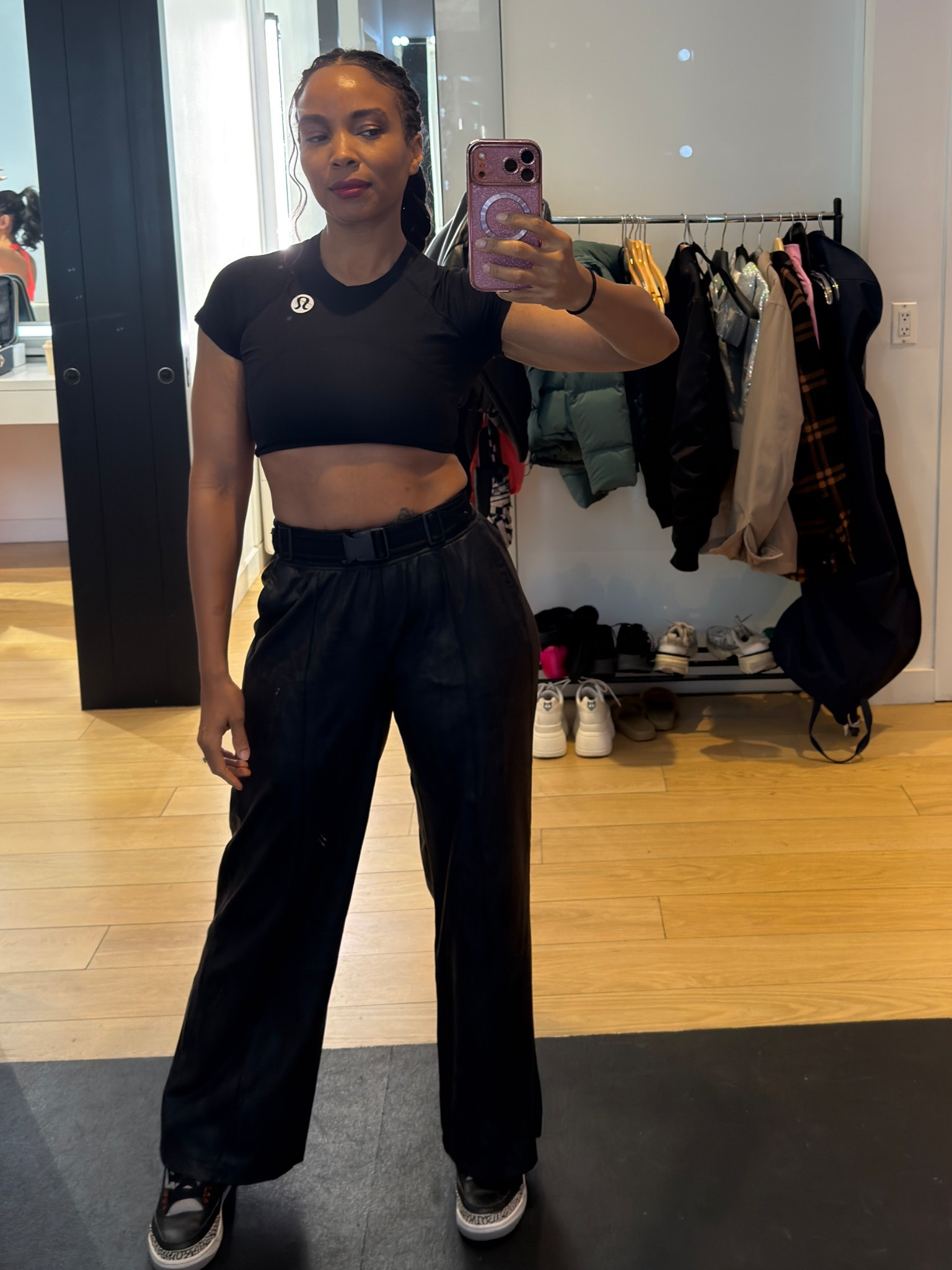 ok, these are not the exact ones (sold out) but these look even better!

#LTKActive #LTKNYFW #LTKfitnessgoals