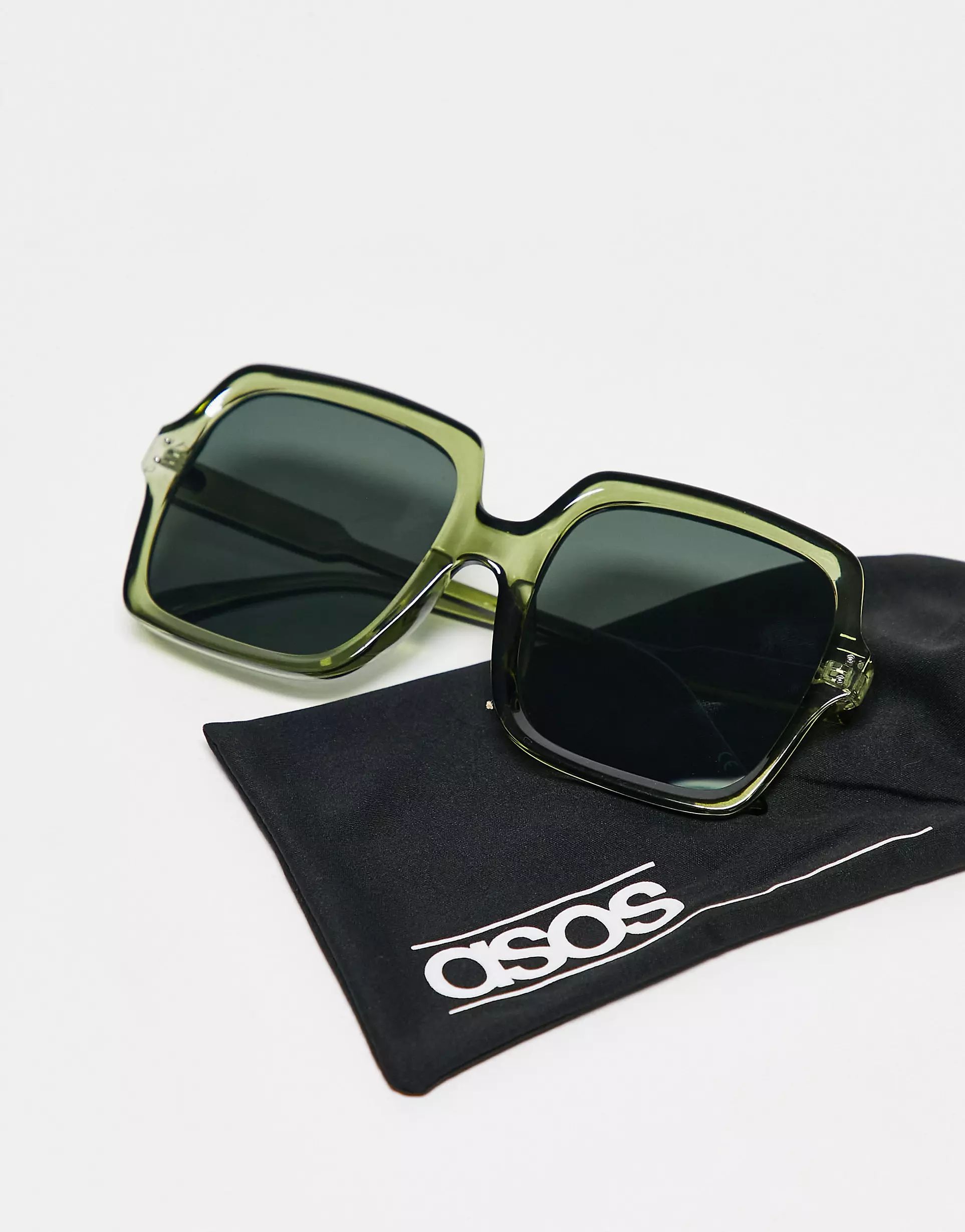 ASOS DESIGN oversized 70s sunglasses in crystal green | ASOS (Global)