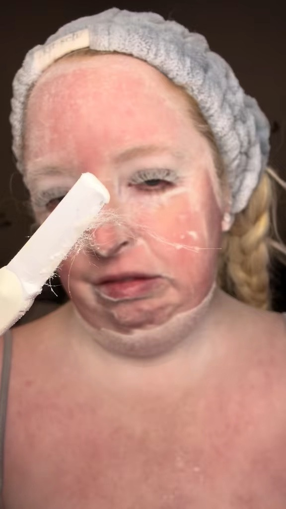 * Transform Your Skin with Dermaplaning!
* Watch as I use the Jill Dermaplaning Tool Kit to remove • skin and peach fuzz for a smooth, glowing complexion! *
#dermaplaning #glassskin #skincarehacks #peachfuzz Disclaimer: This video is for educational purposes only. The techniques shown are intended to provide information about dermaplaning.
**Trigger Warning:** This video contains content related to hair removal and the removal of o skin. Viewer discretion is advised.

#LTKselfcare #LTKmomlife #LTKBeauty