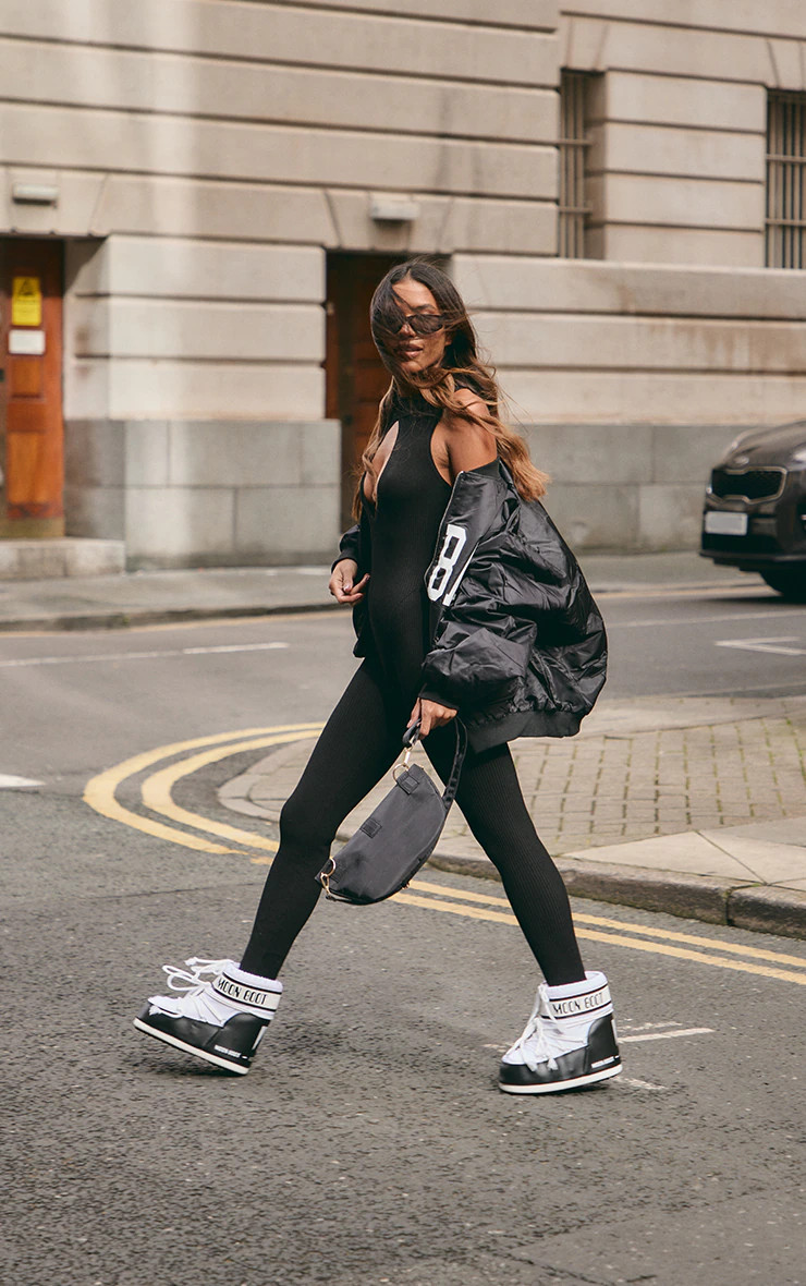 Moon Boot White Classic Low | PrettyLittleThing UK