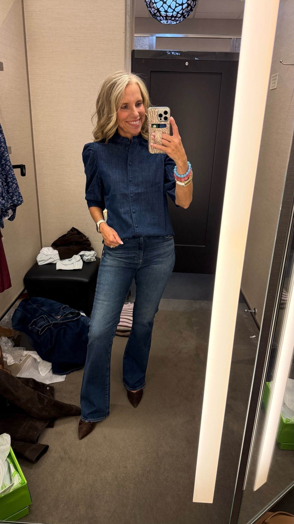 SUPER cute top. Love the style and would be so cute with lighter denim, white, black, or chocolate brown. Wearing XS and 27 jeans. 
Nordstrom Anniversary Sale

#LTKgrwm #LTKootd #LTKOver40