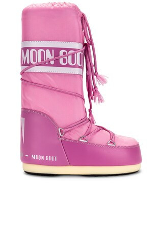 MOON BOOT Nylon Boot in Pink - Pink. Size 39/41 (also in 35/38). | FWRD 