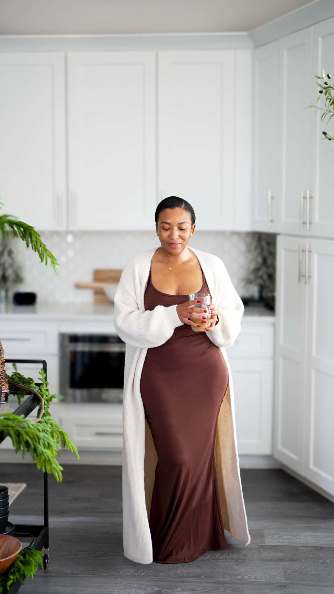 Good Morning Cozy Cardigan. This long cardigan is Lux on a Budget. It comes in a petite & curve size range. Perfect to snuggle up in this winter.

Cardigan: Size L
Lounge Dress: Size M

#LTKOver40 #LTKStyleTip #LTKMidsize