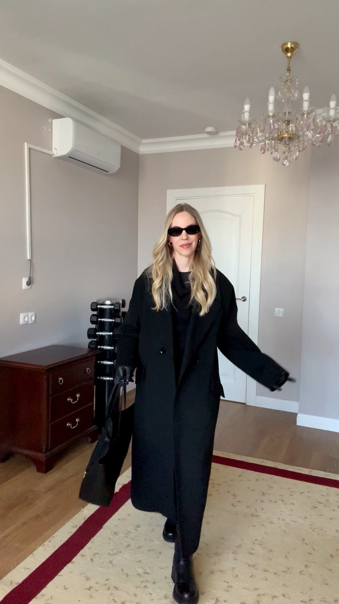 All black winter outfit, oversized black wool coat, Commando black leggings, lug sole riding boots, black leather gloves, YSL tote bag

#LTKOver40 #LTKSeasonal #LTKFindsUnder100