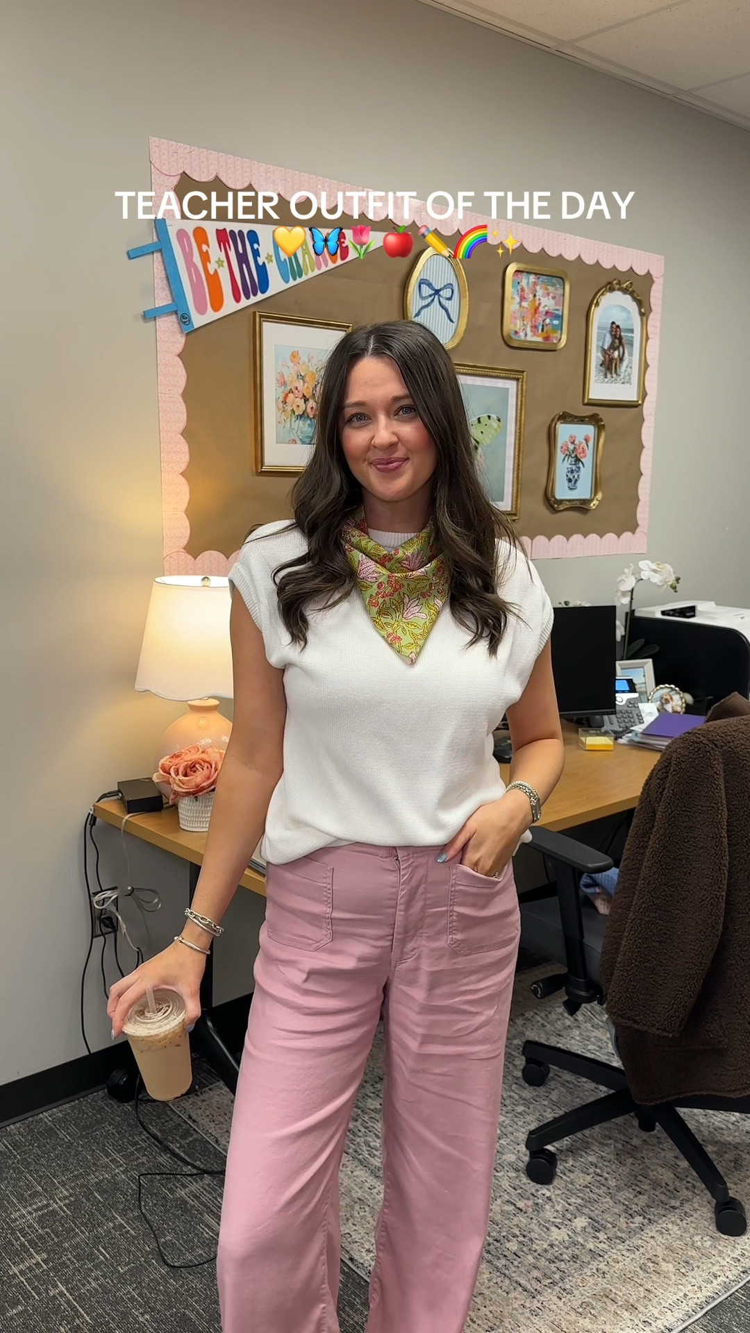 teacher outfit! 🌷🦋🌈✨

wearing a Long in these pants! (i’m 5’8)