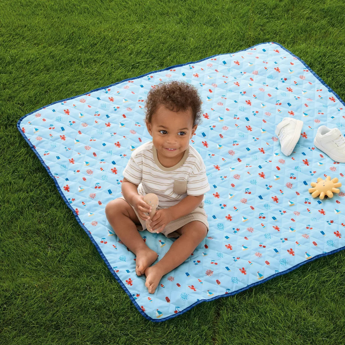 39.5"x39.5" Outdoor Blanket Americana - Cloud Island\u2122 | Target