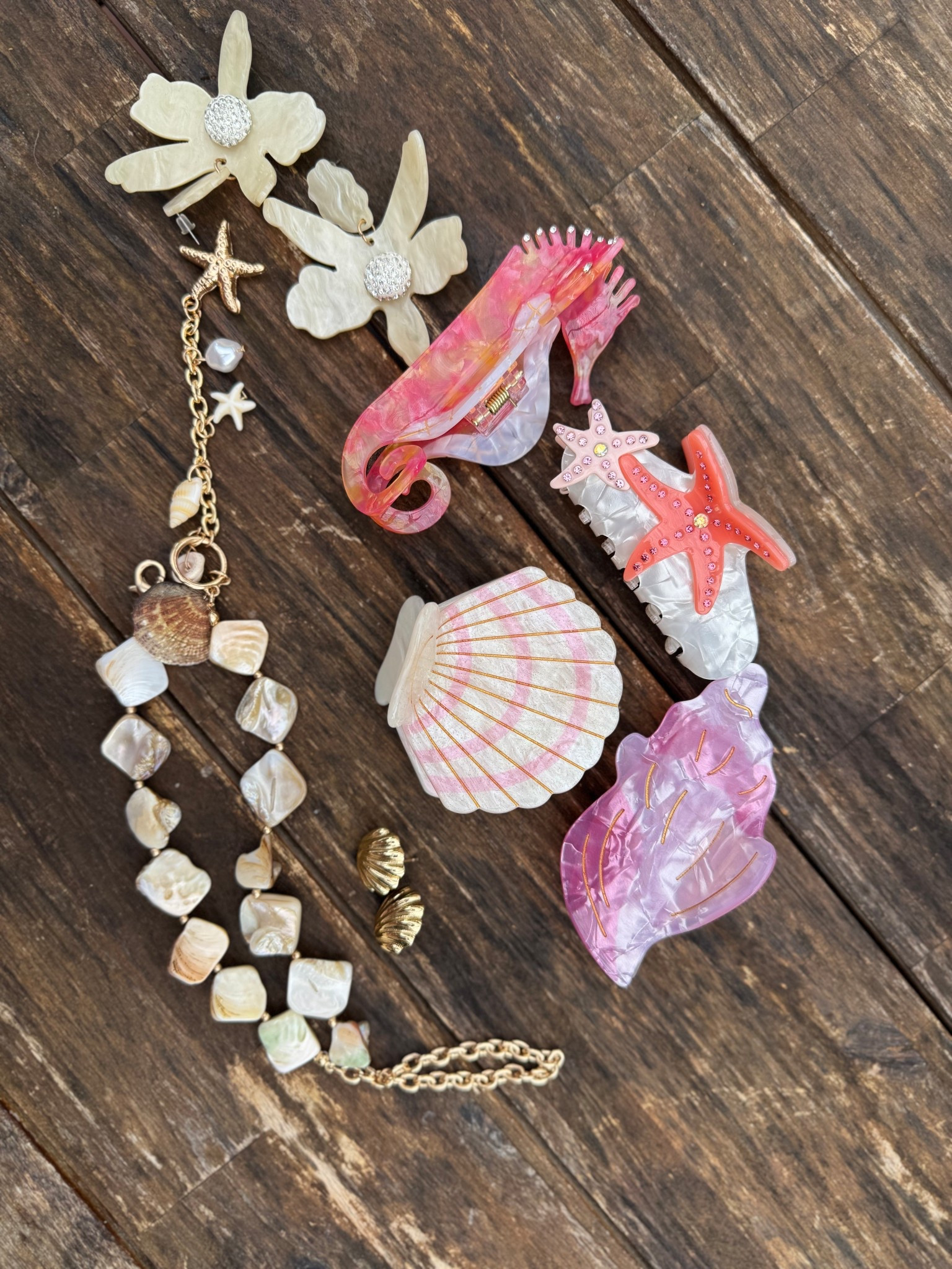 Beachy accessories 🌊☀️

#LTKStyleTip