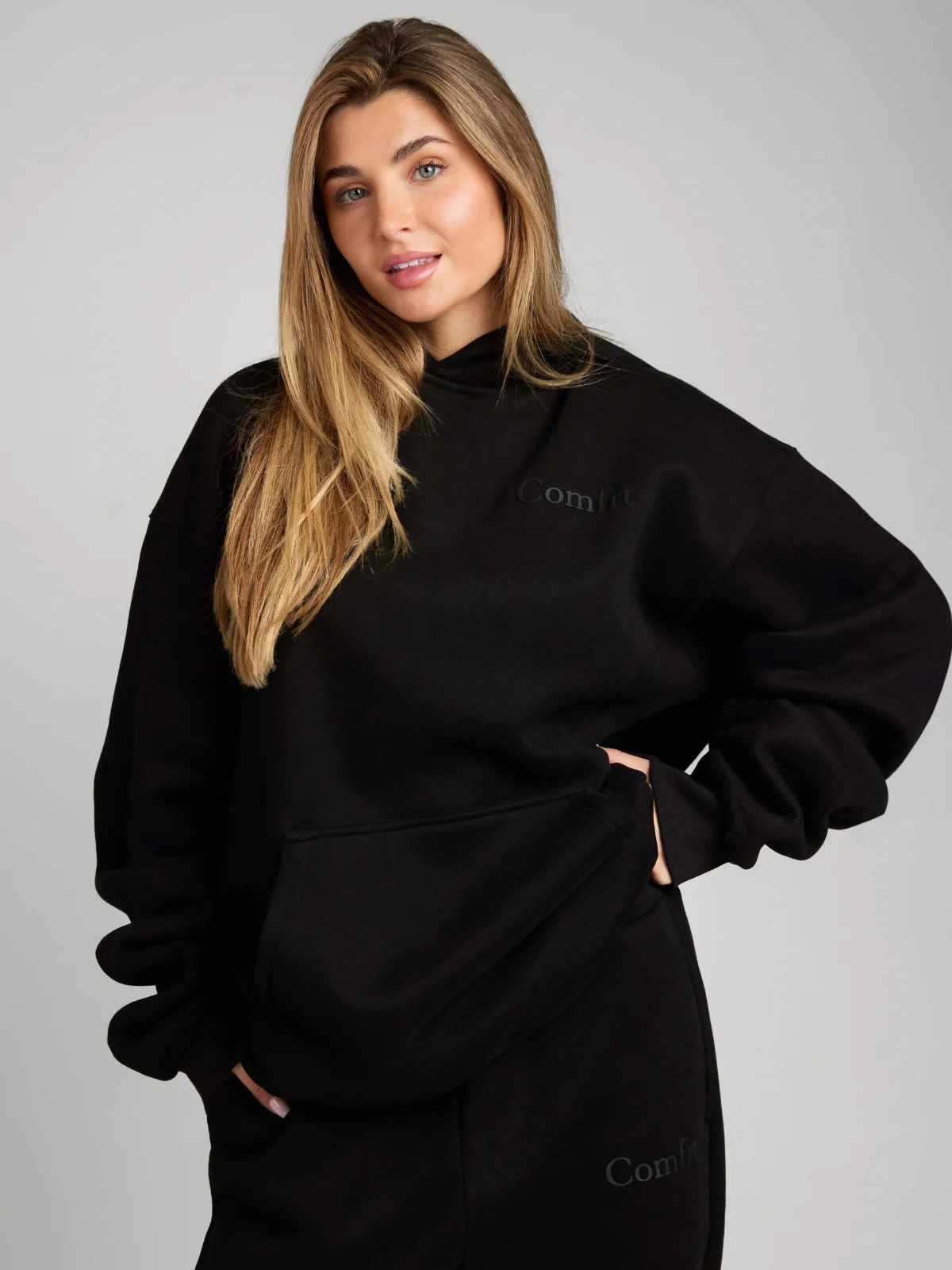 Comfrt Minimalist Hoodie | Obsidian | Black | Oversized | S | Small | Comfrt
