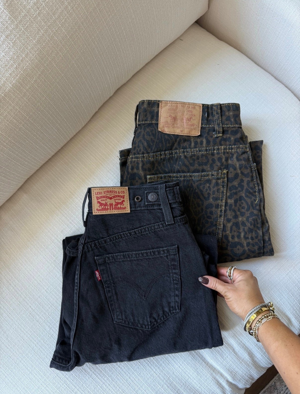 Amazon jeans 🤎

#LTKootd #LTKmomlife #LTKgrwm
