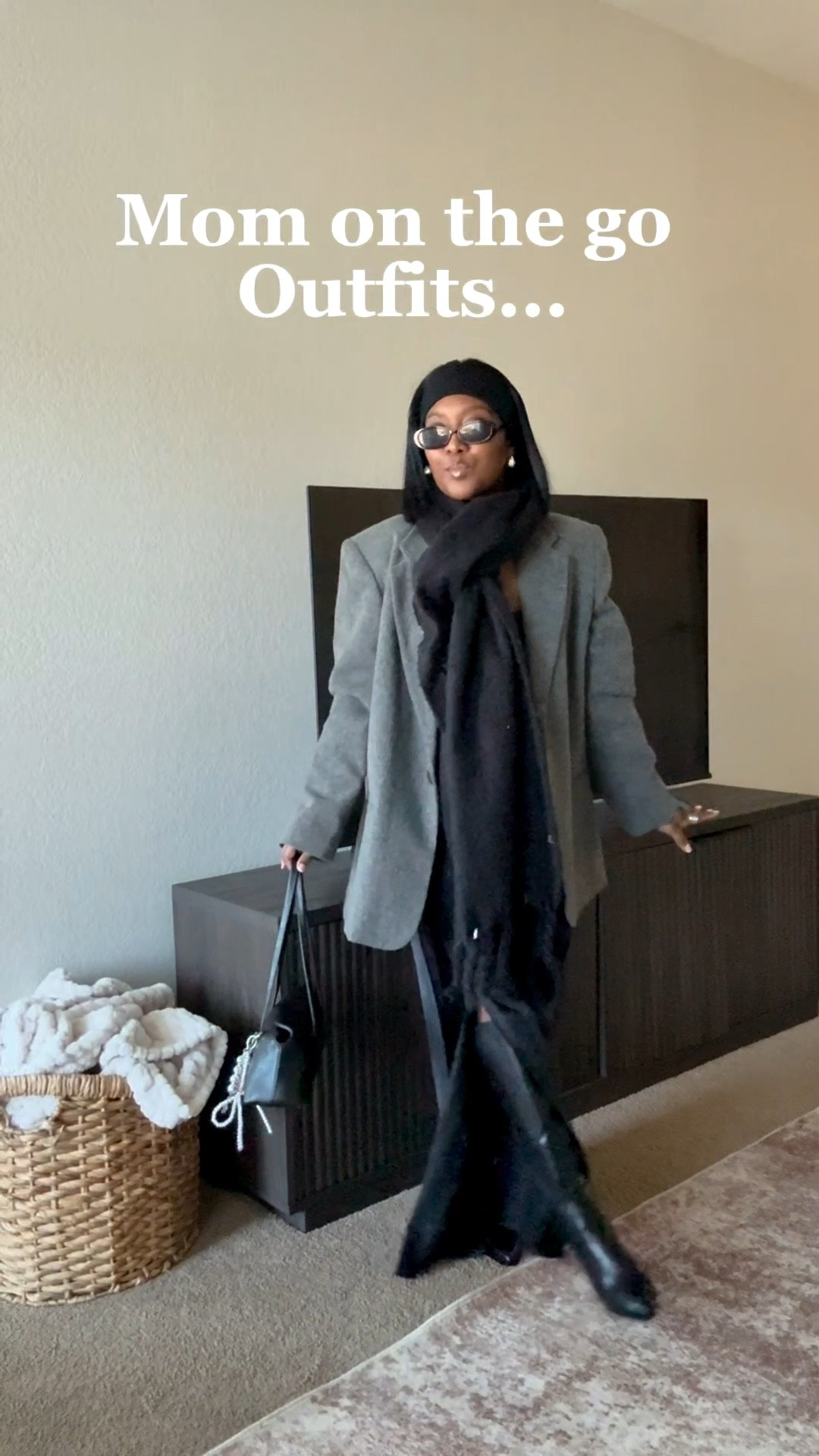 Styling my scarf three ways ! 

#winteroutfit #outfitinspo #scarf #ootd