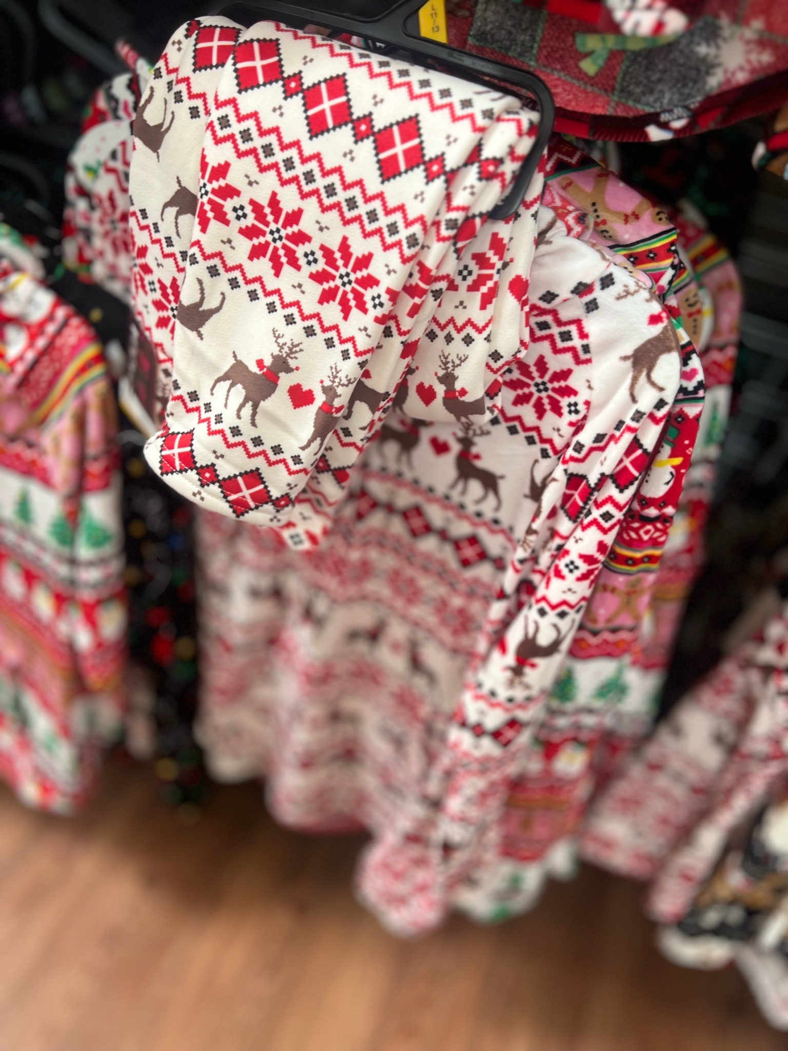 Cute Christmas pajamas to gift! 

#LTKfindsunder50 #LTKHoliday #LTKGiftGuide