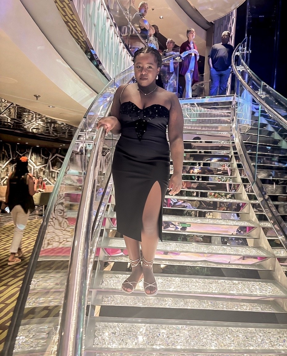 A little black dress is always the answer for New Year’s Eve.

New Year’s Eve outfits,New Year’s Eve dress,Little black dress,Black cocktail dress,NYE outfit idea, Holiday party dress,Evening dress women, nye outfit, Amazon 



#LTKHoliday #LTKootd #LTKSaleAlert