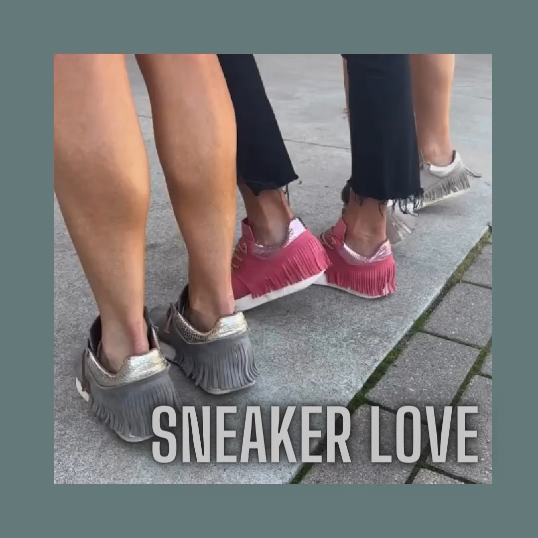 We LOVE the movement and drama of the Esseutesse fringe kicks! According to Vogue, the fringe fashion trend continues in 2024 and we are here for it. 🔥

#LTKshoecrush #LTKstyletip #LTKover40