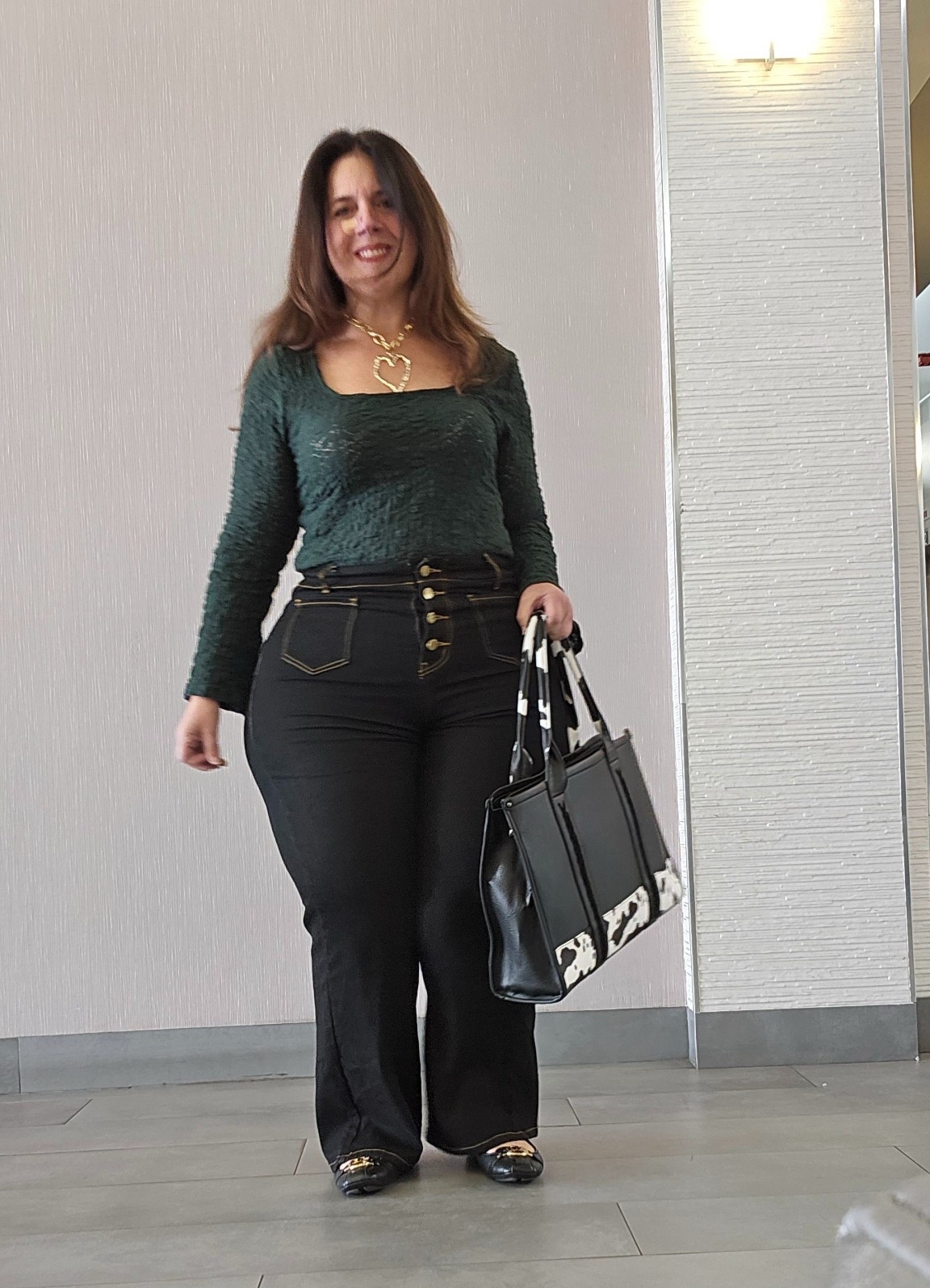 LOVE is my “word” for 2026 and I am tapping into all things LOVE ❤️ 

I LOVE every piece of this look and I hope I inspire you to wear pieces you LOVE, too.🥰

Let’s commit to sharing things we LOVE in 2026. Tag me with what you love 💕 

Need help finding out what you LOVE? Schedule in for a consultation through my StanStore or DM for an introductory appointment 📅 

#stylementor #levelup #elevatedstyle

#LTKOver40 #LTKMidsize #LTKPlusSize