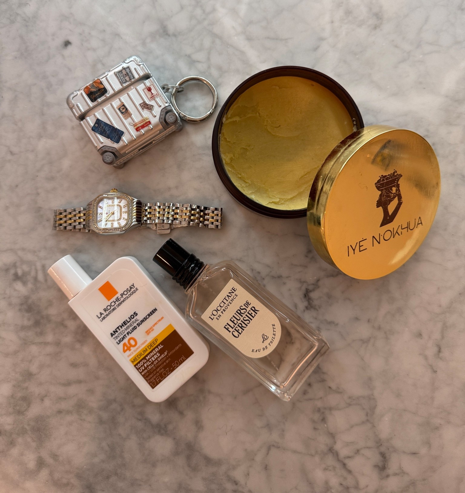 Today’s starters: morning and daily routine

AirPod case
Tinted sunscreen 
LOccitane perfume 

#LTKBeauty #LTKdayinmylife #LTKOver40