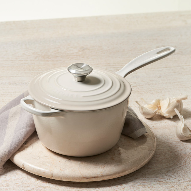 Signature Saucepan | Le Creuset
