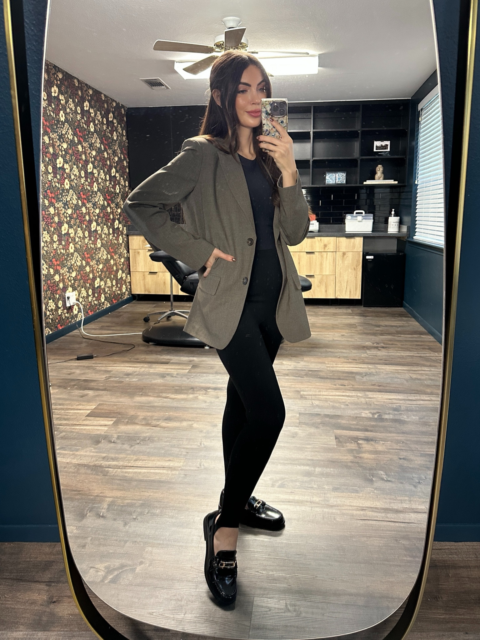 Time to break out more bump friendly outfits for my last pregnancy 🥹

Blazer: Small
Leggings: Medium 
Top: Small 

#LTKWorkwear #LTKBump #LTKHoliday