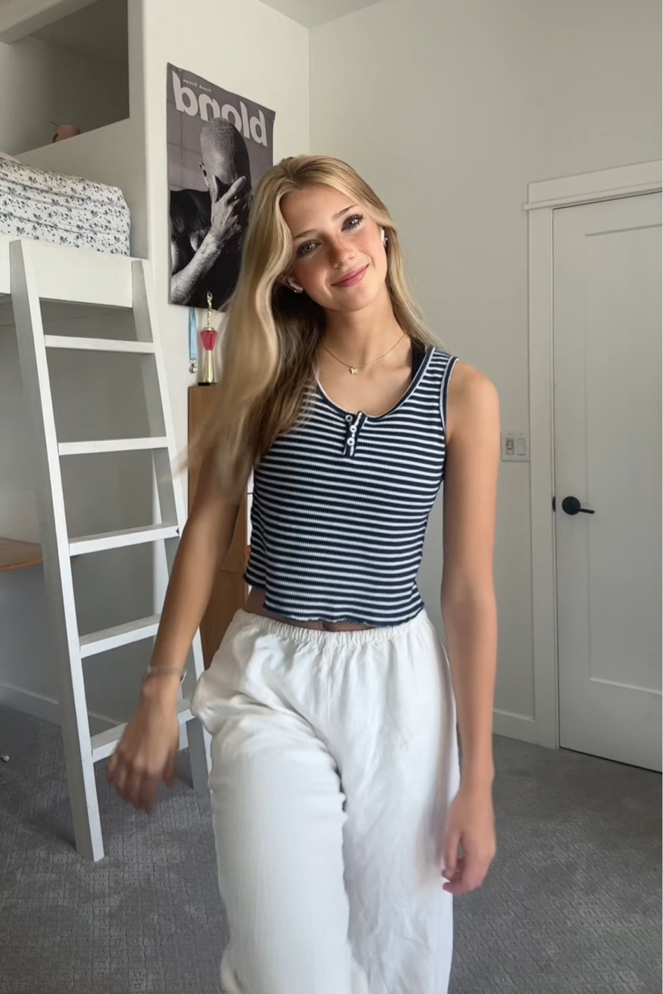 White linen pants for summer 

#LTKxNSale #LTKBacktoSchool #LTKSeasonal