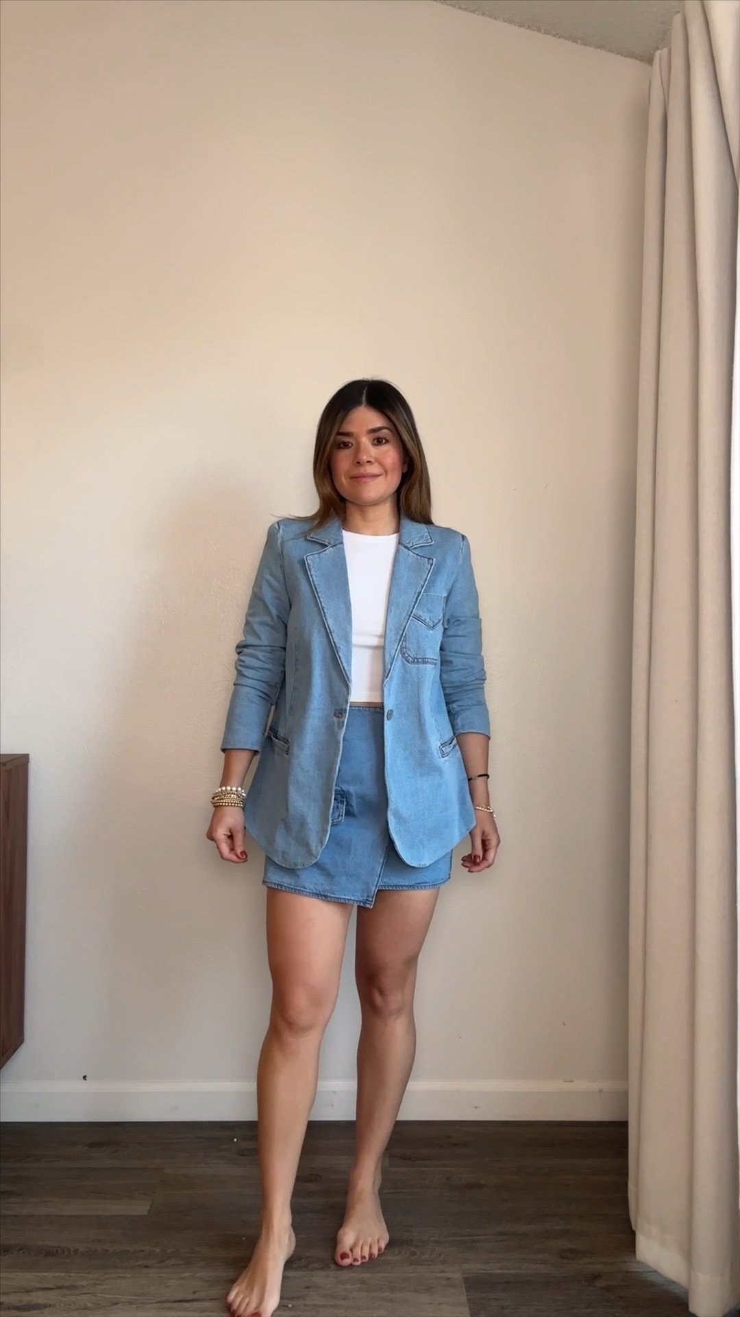 Styling the prettiest denim set via Hudson jeans! Use code CAROLINA25 for 25% off your purchase! This code also works on sale items!!!
Top size small
Blazer size small
Skirt size xs

#LTKWatchNow #LTKSeasonal #LTKFindsUnder100