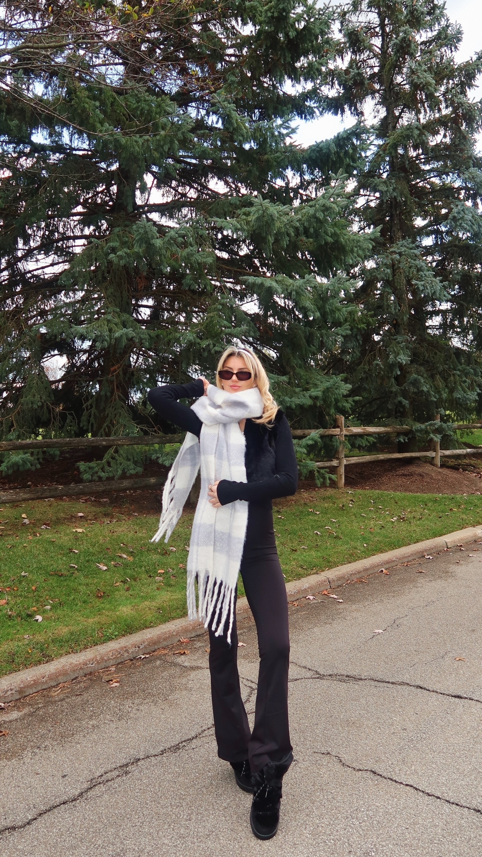 Warm and Comfy Outfit Inspo 🥰 

comfy outfit, winter fashion, chic style, scarf, trendy fashion, black leggings, black top, oversized scarf 

#LTKStyleTip